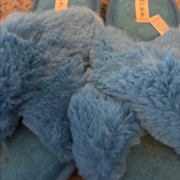 Soma Plush Blue Slippers - Picture 1 of 3